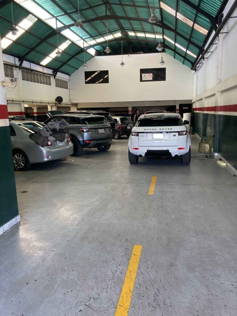 refrillotti®-aire-acondicionado-automotriz-entrada-taller